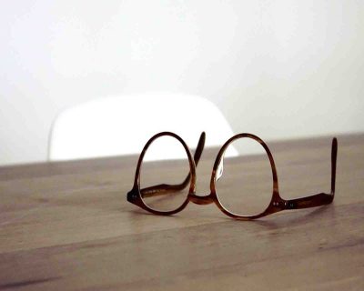 How to Choose the Right Eyeglass Frames