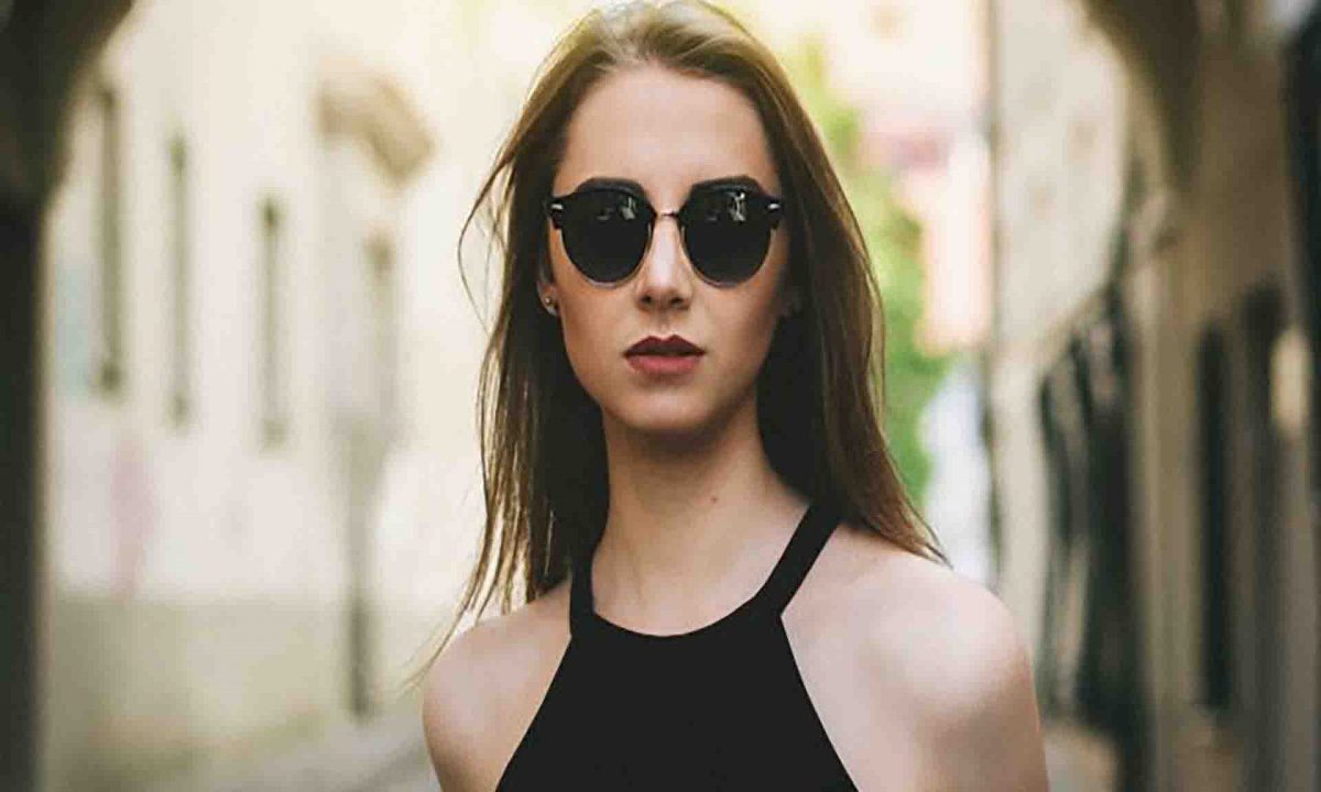 Why You Should Wear Sunglasses on a Sunny Day