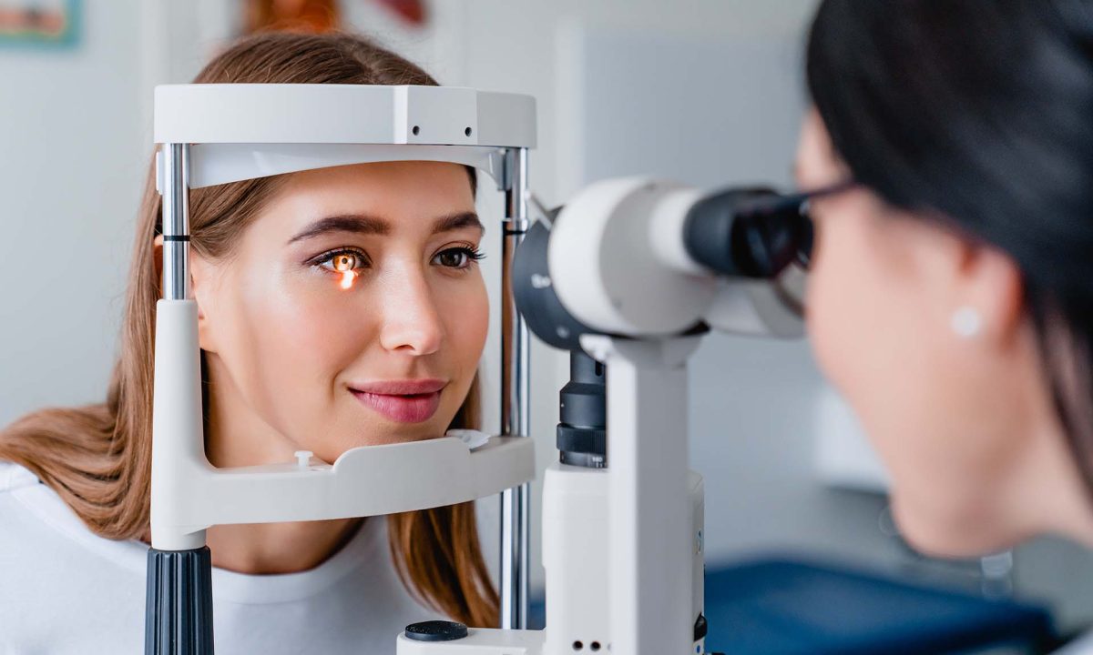 What Health Problems Can An Eye Test Detect?