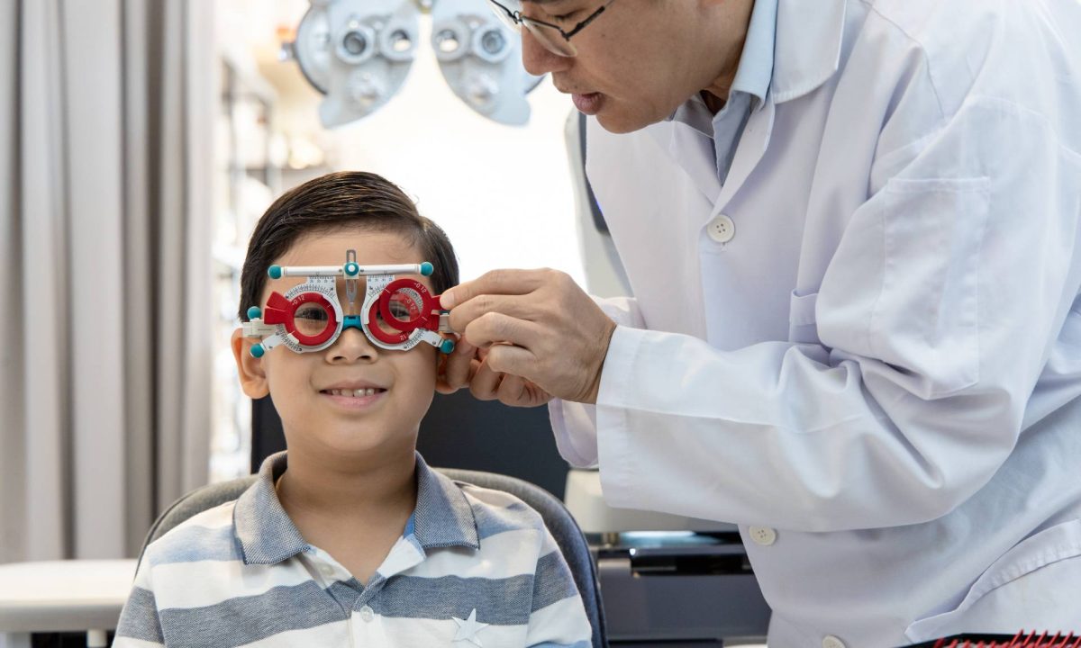The Myopia Surge: How to Protect Your Child’s Vision in a High-Tech School Year